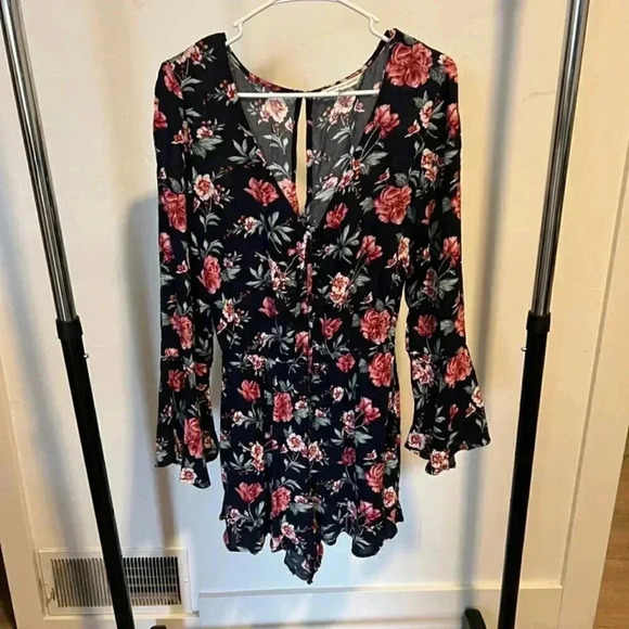 American Eagle Romper A1 - Picture 1 of 3